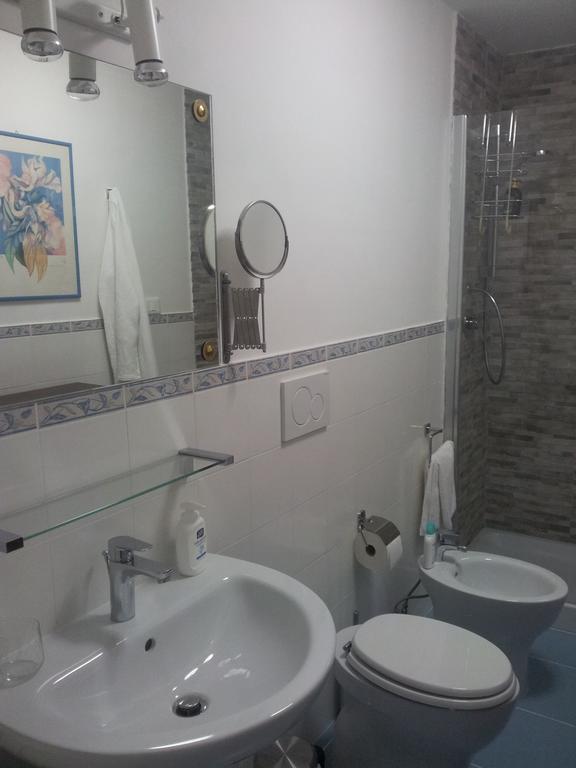 נאפולי B&B Graziani Relais חדר תמונה