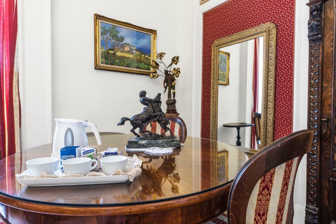 נאפולי B&B Graziani Relais מראה חיצוני תמונה