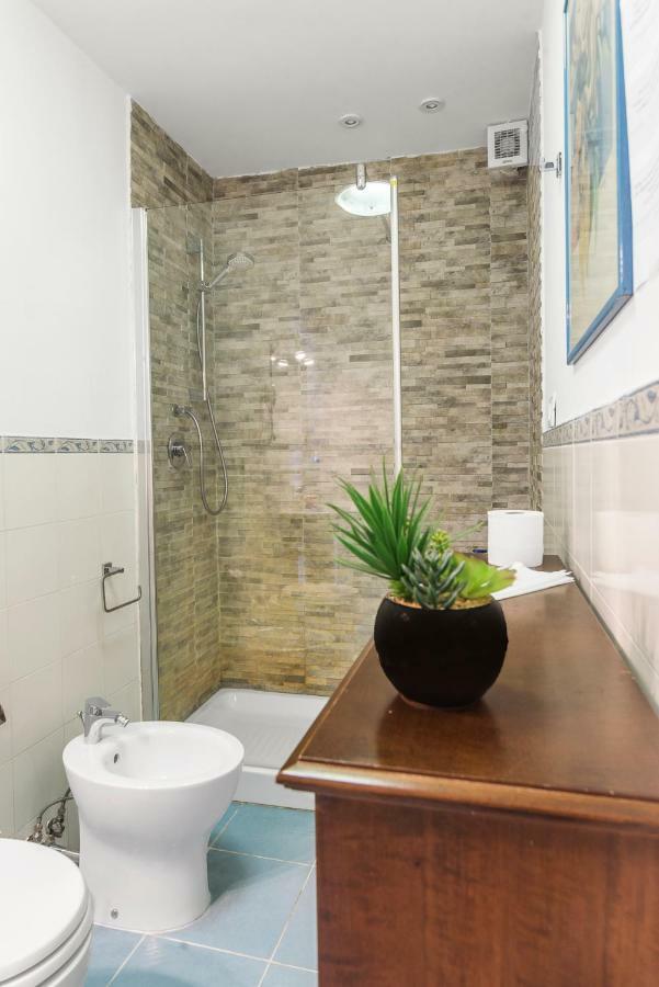 נאפולי B&B Graziani Relais מראה חיצוני תמונה